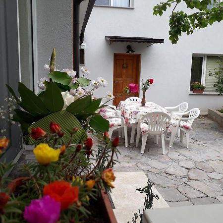 Guest House Sahat Hill Plovdiv Esterno foto